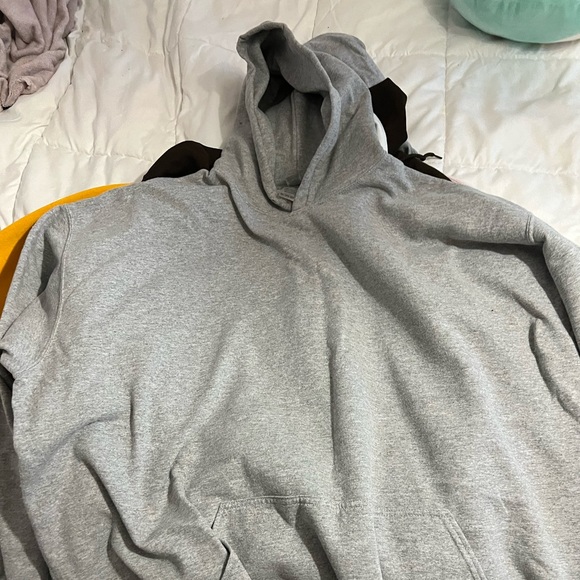 Sweaters - Picture 2 of 12